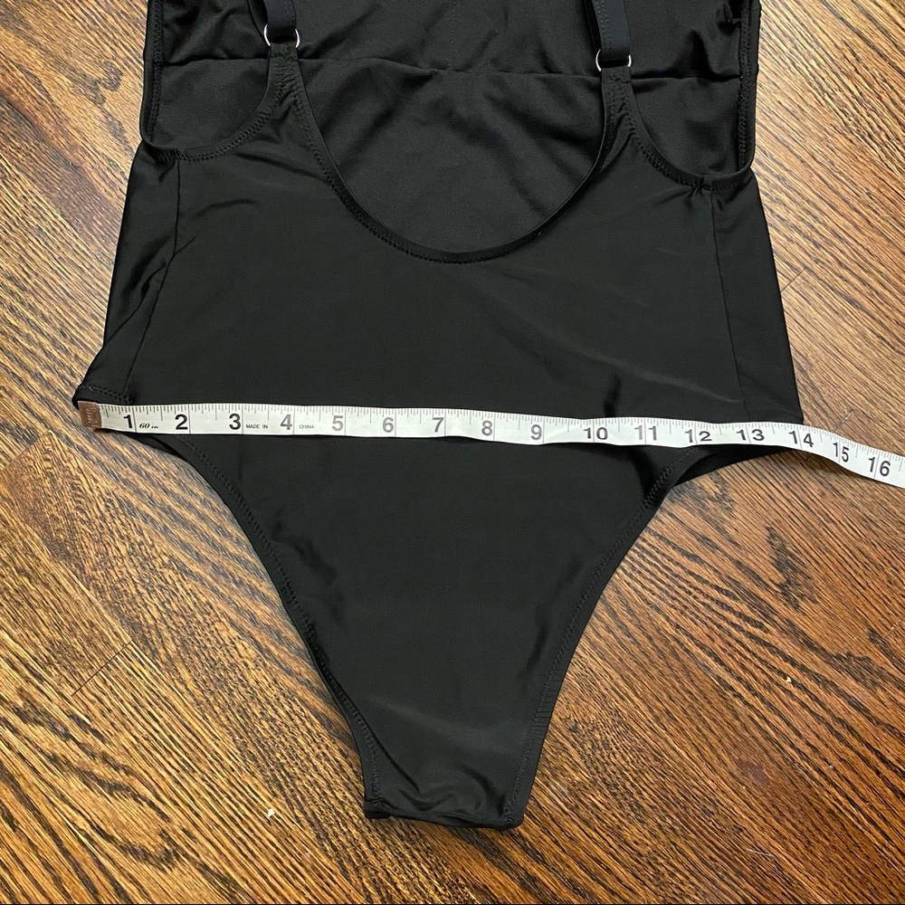 Women’s Classic Black Basic Adjustable Straps Ope… - image 6